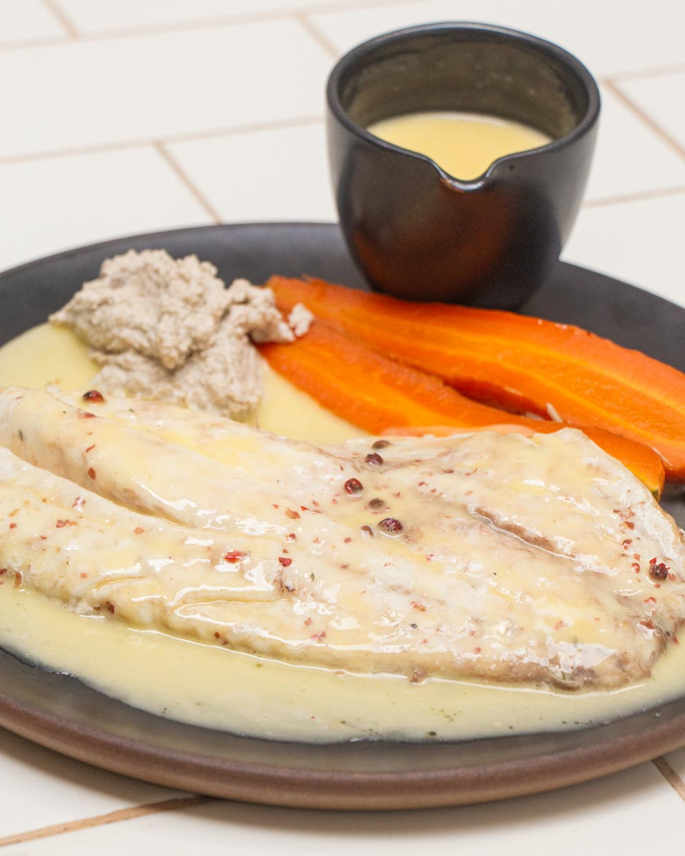 PESCA COM DECORAÇÃO DE CENOURAS E MASH DE SEMENTES