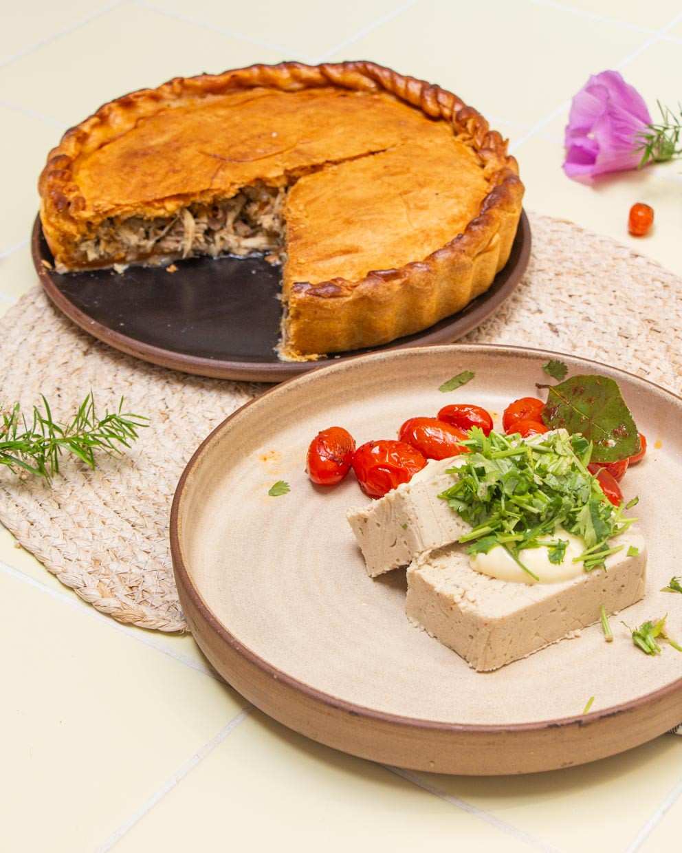 PATÉ E BOLO DE FRANGO